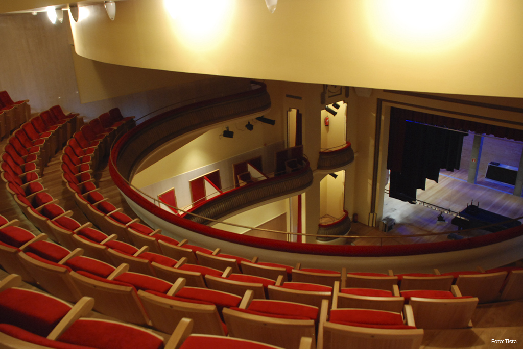 teatro-municipal-la-baneza-foto-tista-001